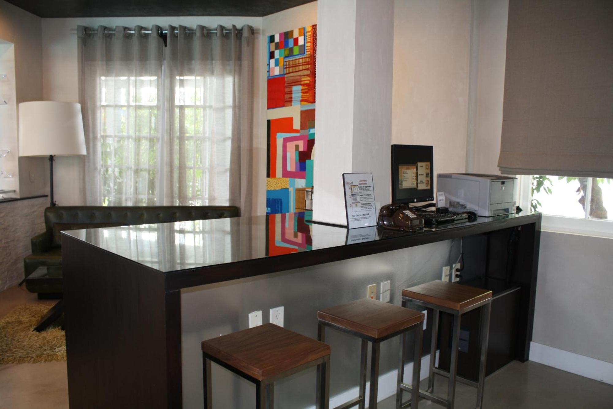 Hotel Current Лонг Бич Экстерьер фото